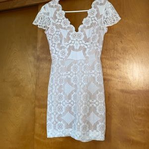 Short sleeve, nude/lace dress
